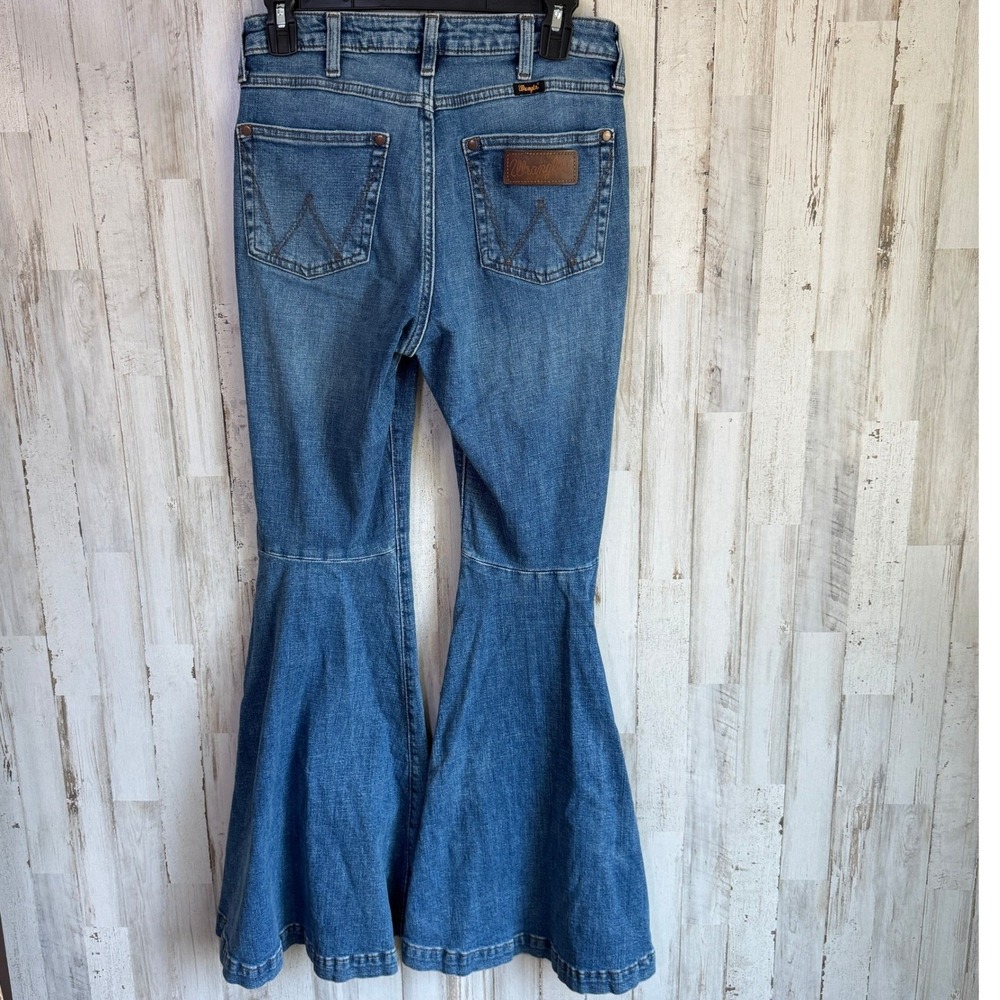 Wrangler Ladies Retro Flare Jeans 26x32 11MPFKP C4 High Rise Western Festival
